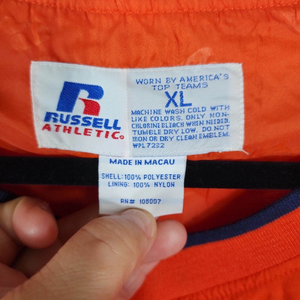 Pullover Windbreaker - image 2